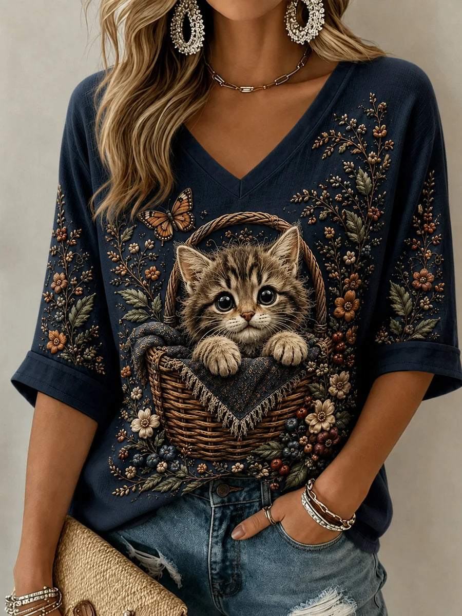 Women's Autumn Cute Cat Art Mid-length Sleeves V-Neck T-Shirt